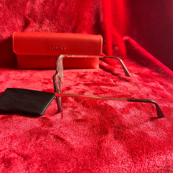 Guess women’s frames (shiny violet) - Picture 3 of 5